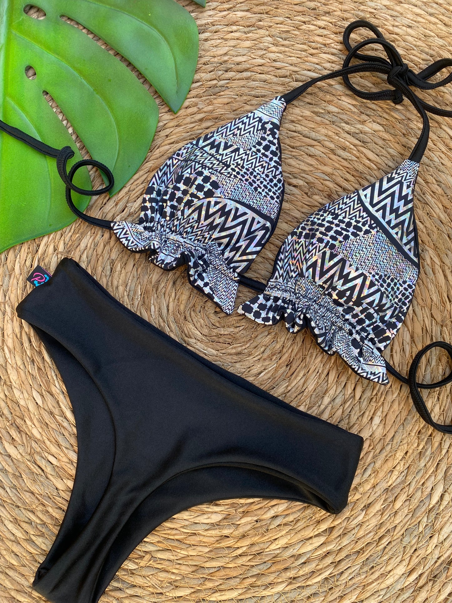BIKINI GLAM