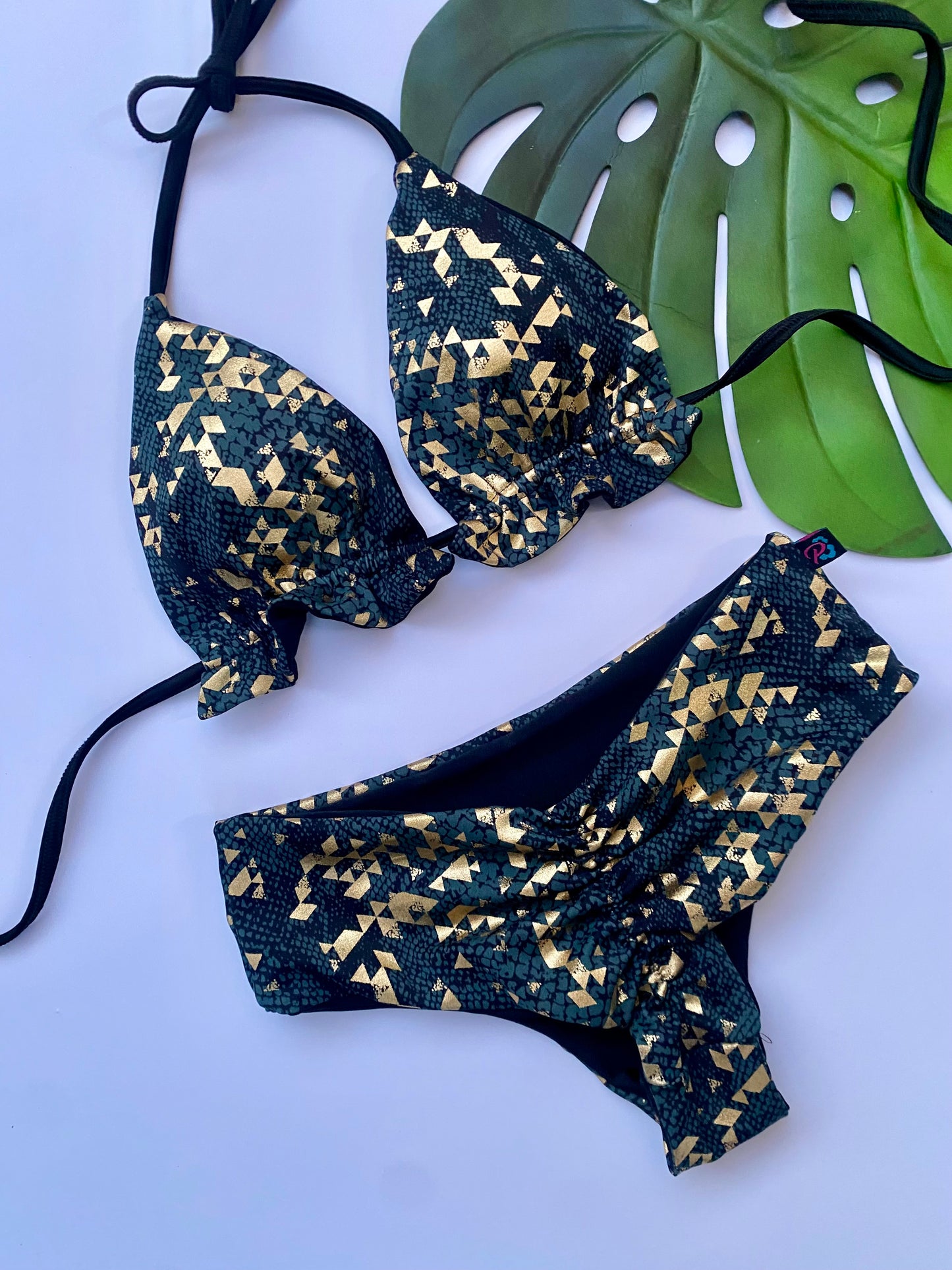 BIKINI CLEOPATRA