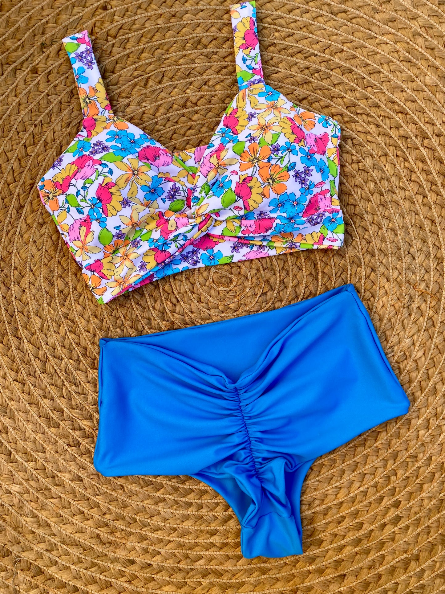 BIKINI NAREA