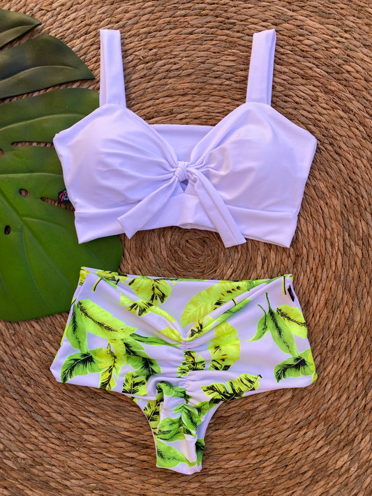 Bikini cenote